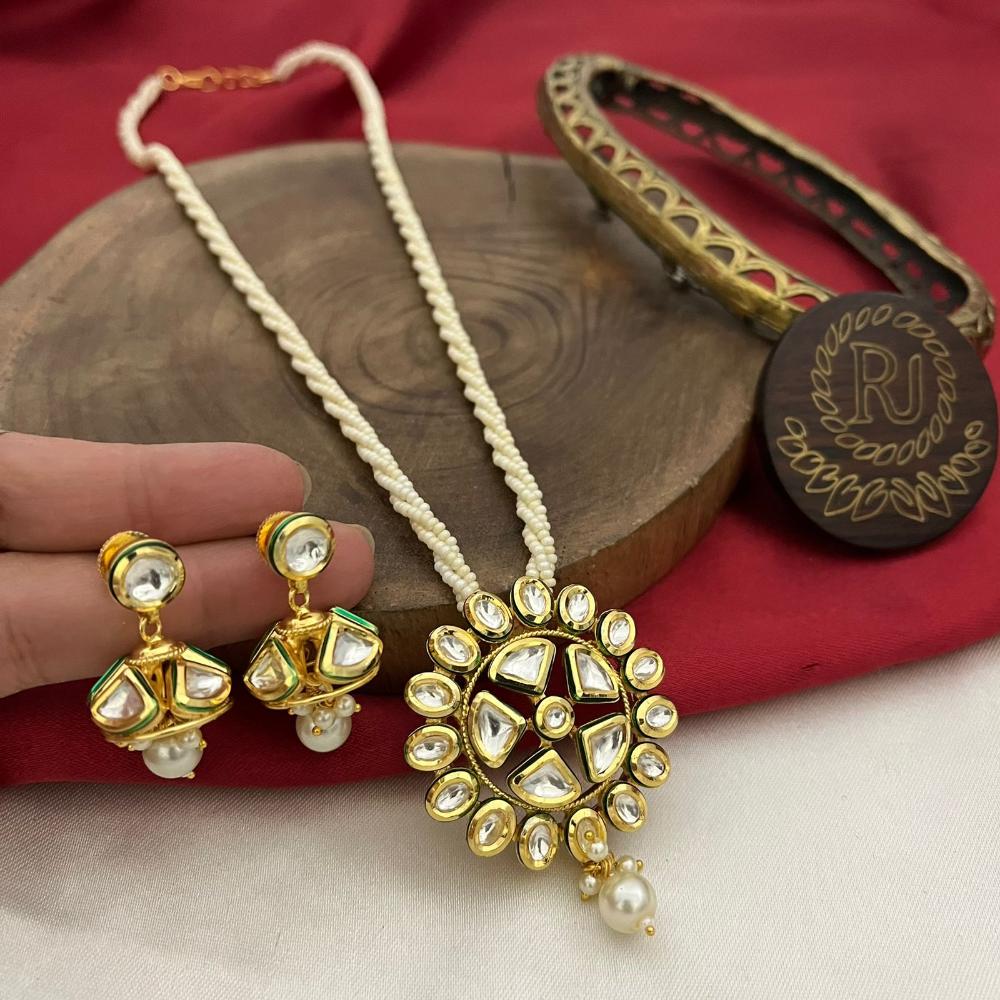 FS Collection 2 Tone Plated Kundan Stone And Pearls Necklace Set