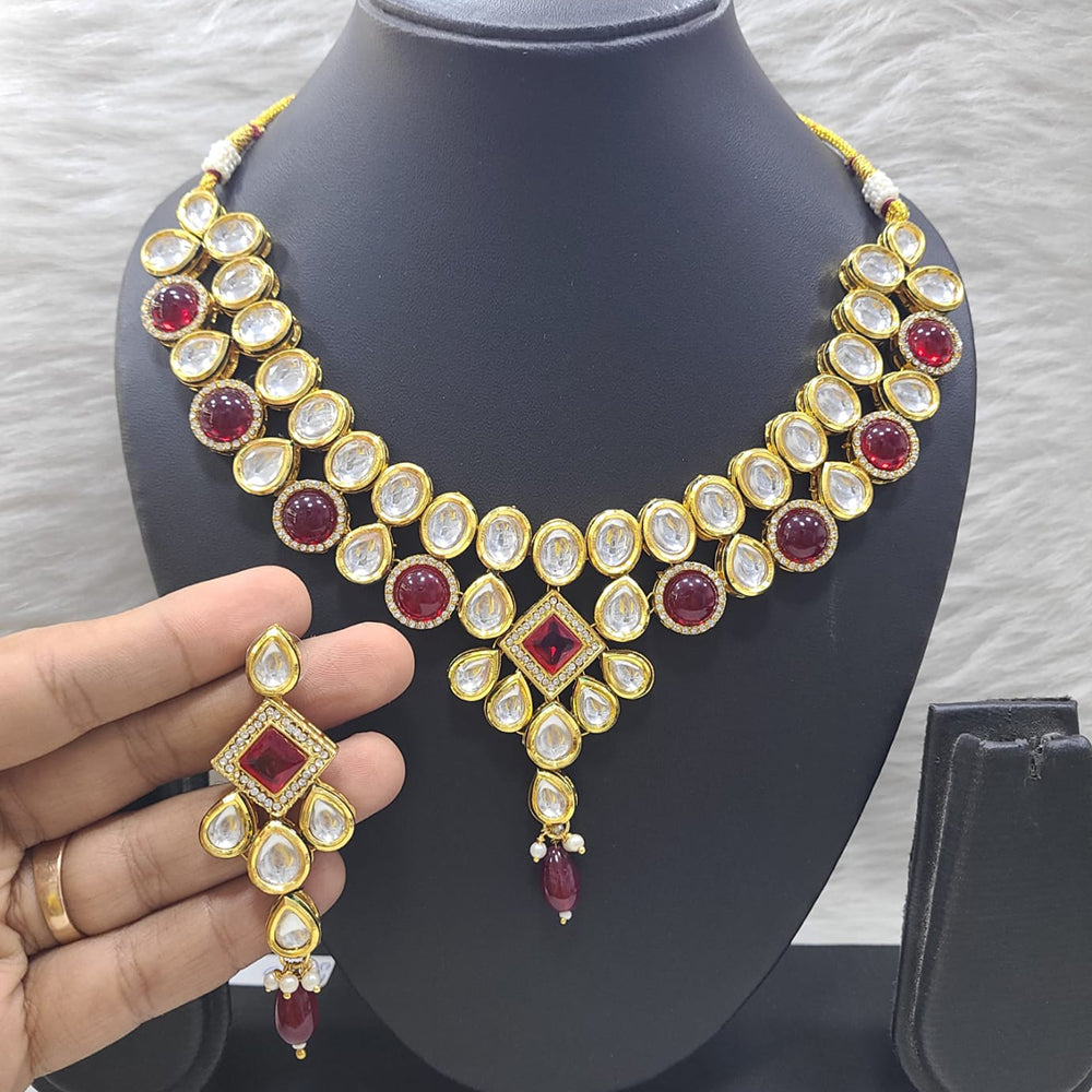 FS Collection Gold Plated Kundan Stone And Beads Necklace Set