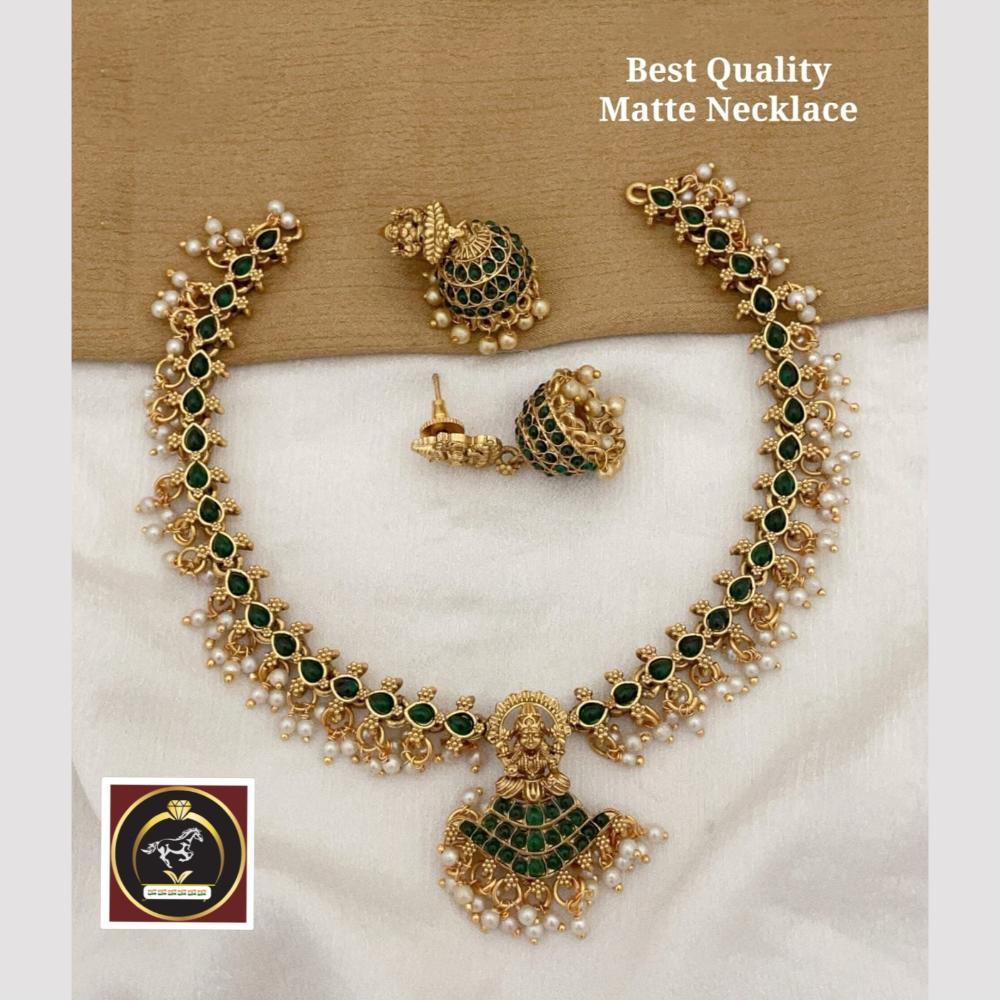 FS Collection Gold Plated Pota Stone And Pearls Temple Necklace Set