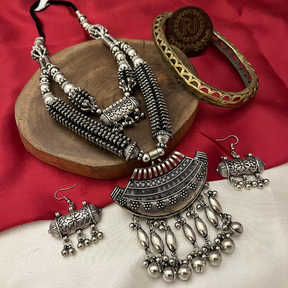 FS Collection Oxidised Plated Necklace Set