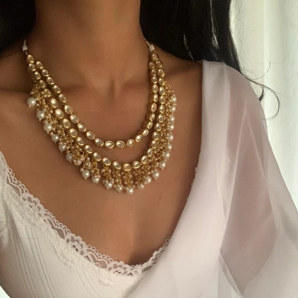 FS Collection Gold Plated Kundan Stone And Pearl Necklace