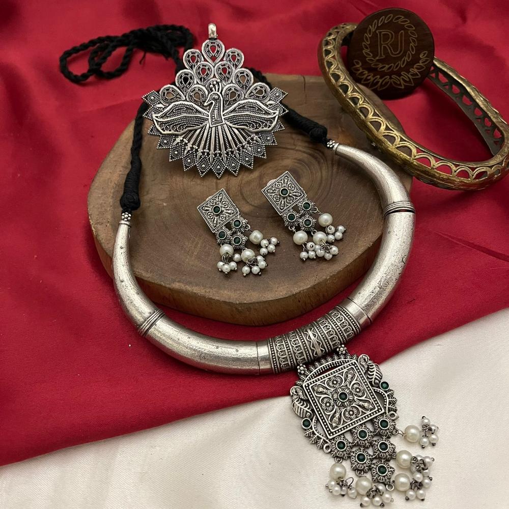 FS Collection Oxidised Plated Pota Stone And Pearls Necklace Set