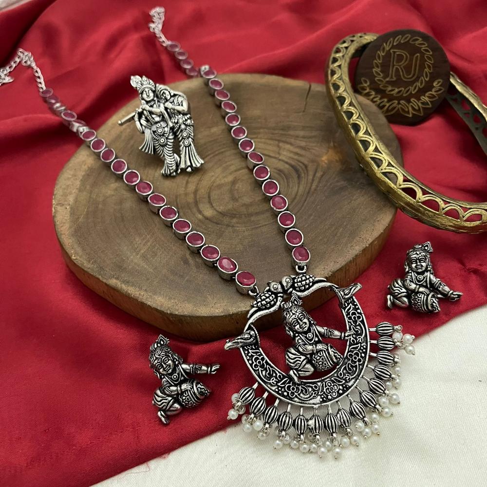 FS Collection Oxidised Plated Pota Stone And Pearls Temple Necklace Set