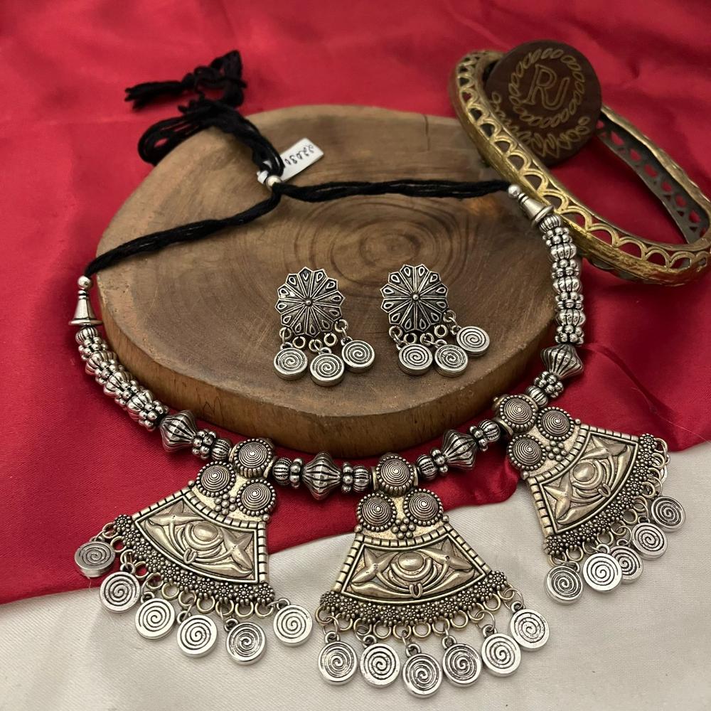 FS Collection Modern 2 Tone Plated Bold & Stylish Looks Necklace Set
