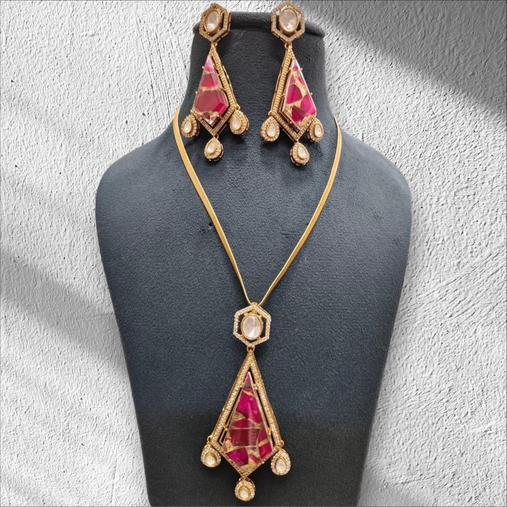 FS Collection Ethnic Gold Plated Druzy Crystal Stone Chain Pendant Set