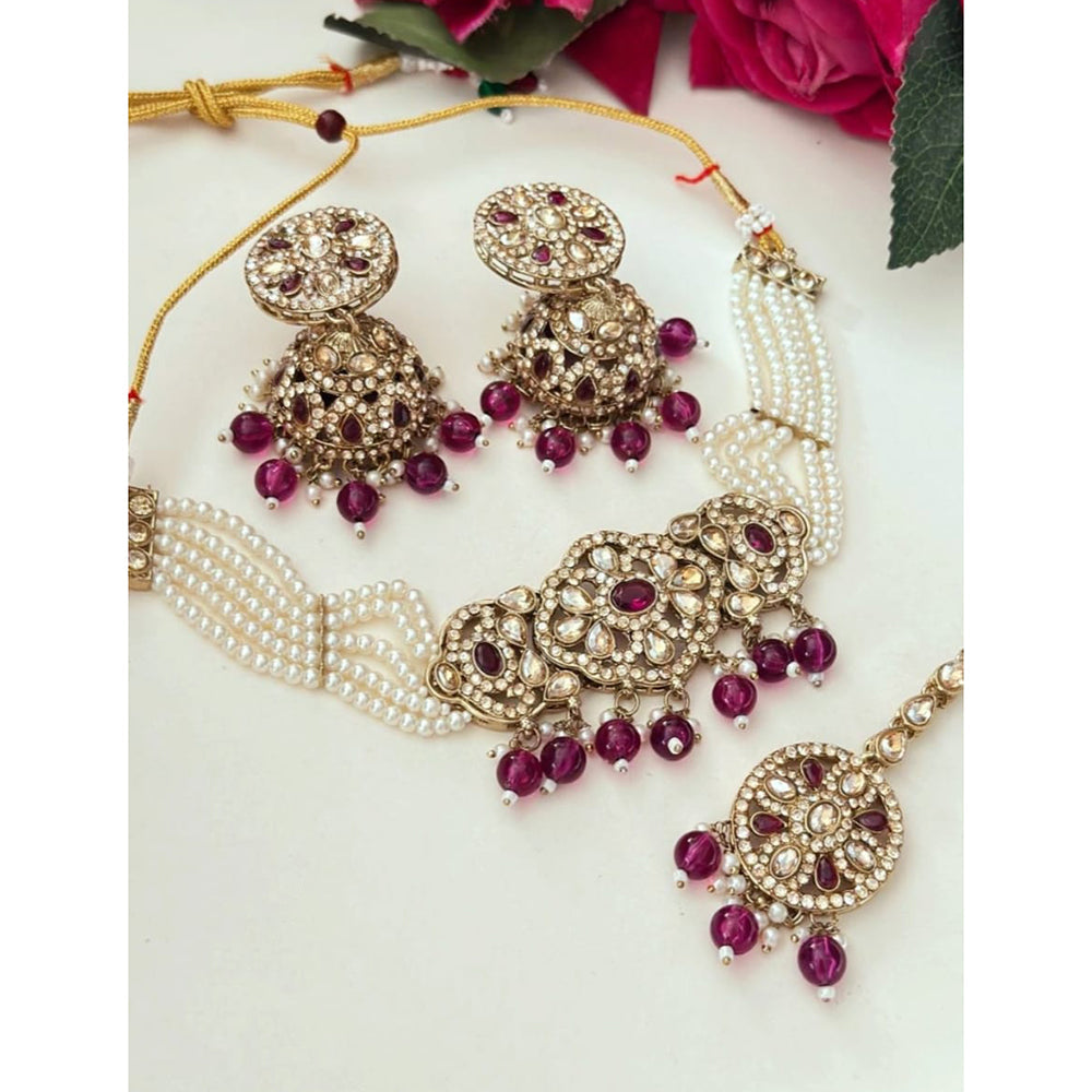 FS Collection Elegant Glow Crystal Stone And Pearl Necklace Set