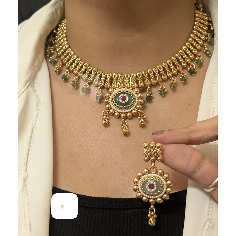FS Collection Royal Pota Stone Pearl Designer Necklace Set