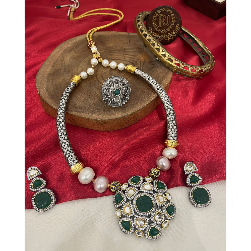 FS Collection 2 Tone Plated Pota Stone And Pearl Necklace Set