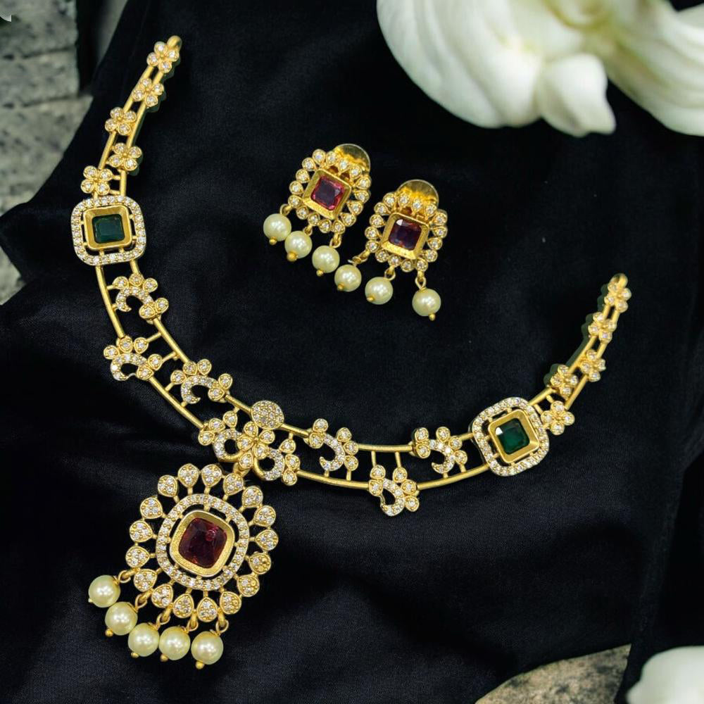 FS Collection Classic Crystal Stone And Austrian Stone Pearl Necklace Set