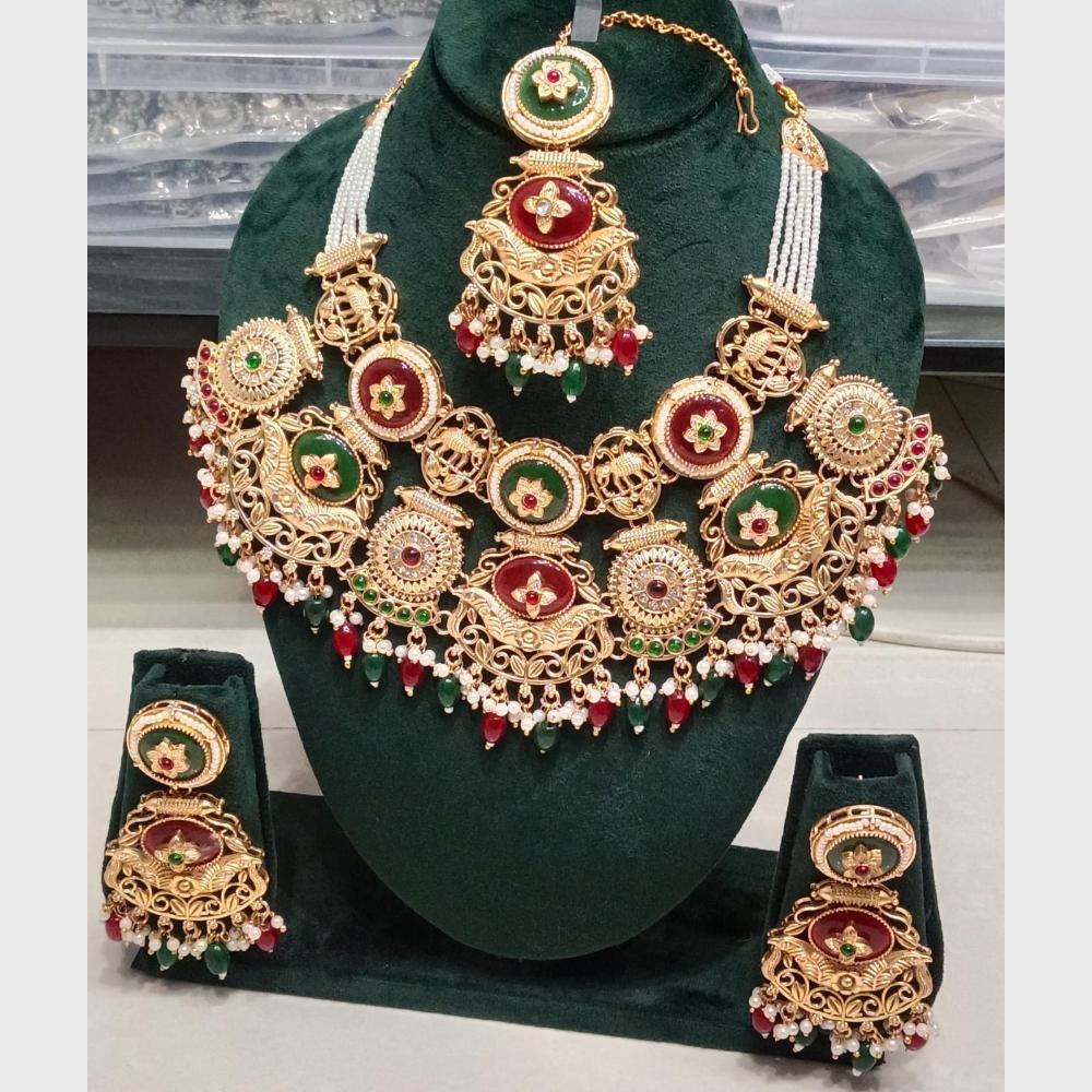FS Collection Sparkling Pota Stone And Pearl Elegance Necklace Set