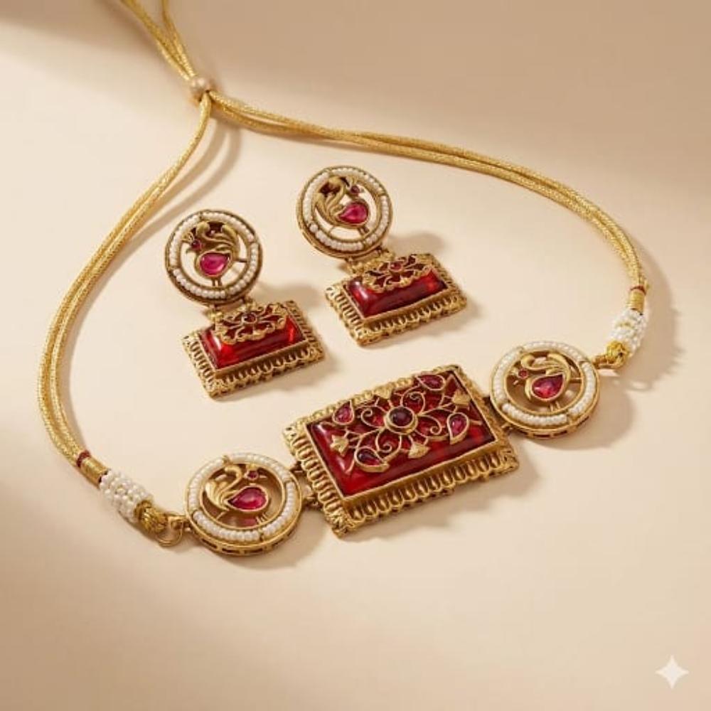 FS Collection Sparkling Pota Stone And Pearl Necklace Set