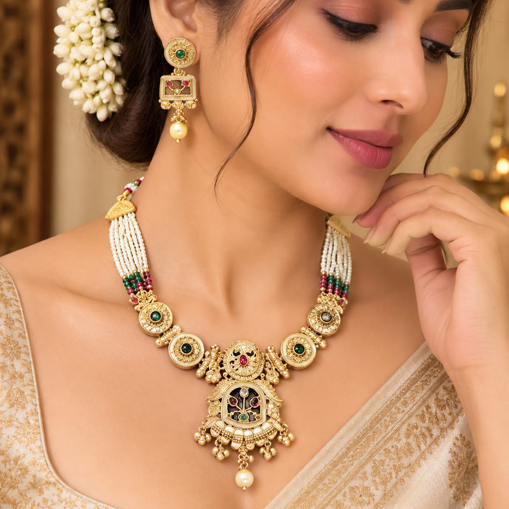 FS Collection Elegant Pota Stone Pearl And Beads Necklace Set