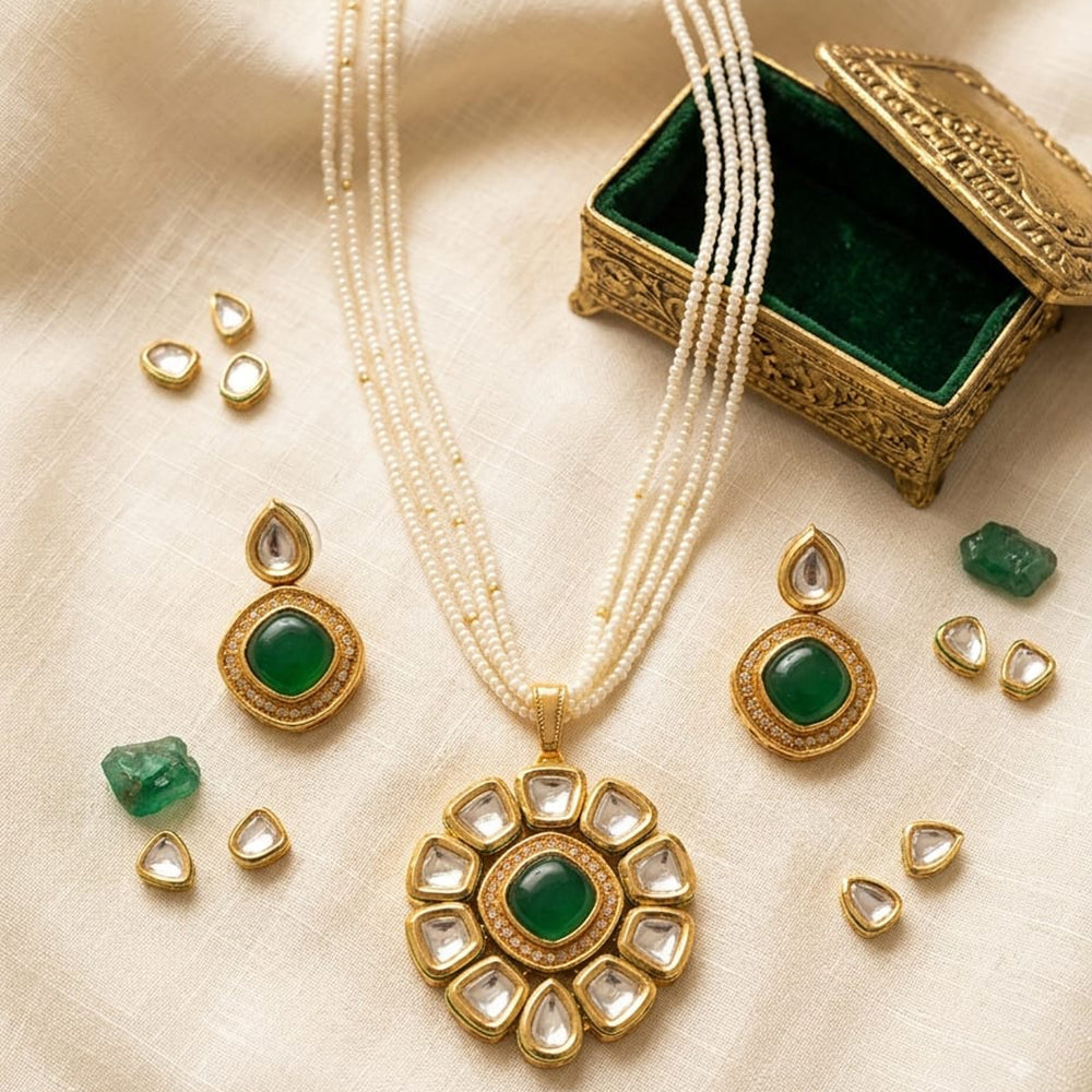 FS Collection Elegant Pota Stone And Pearl Necklace Set