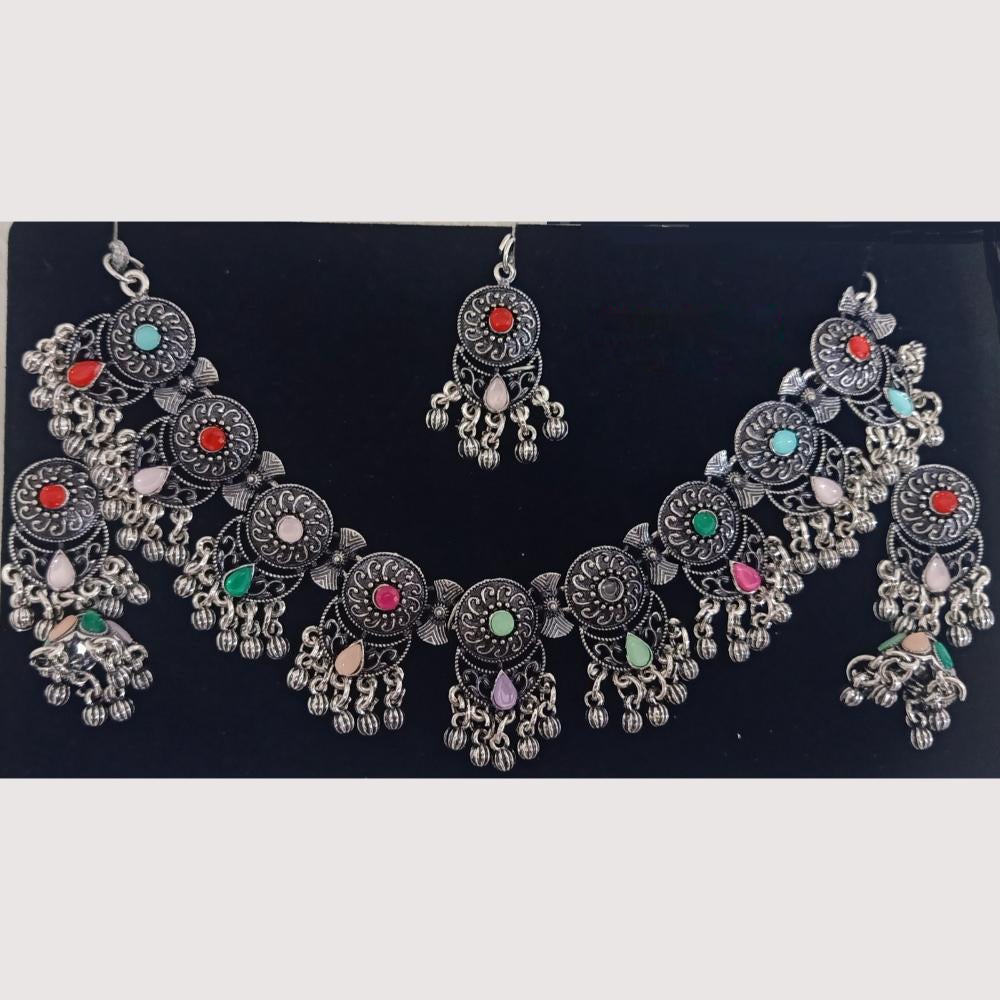 Crescent Creation Chic Sparkle Elegant Stone Necklace for Trendy Occasions