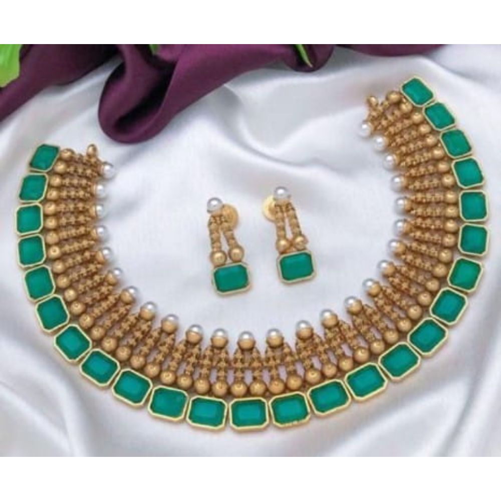 Akruti Collection Gold Plated Pota Stone Necklace Set