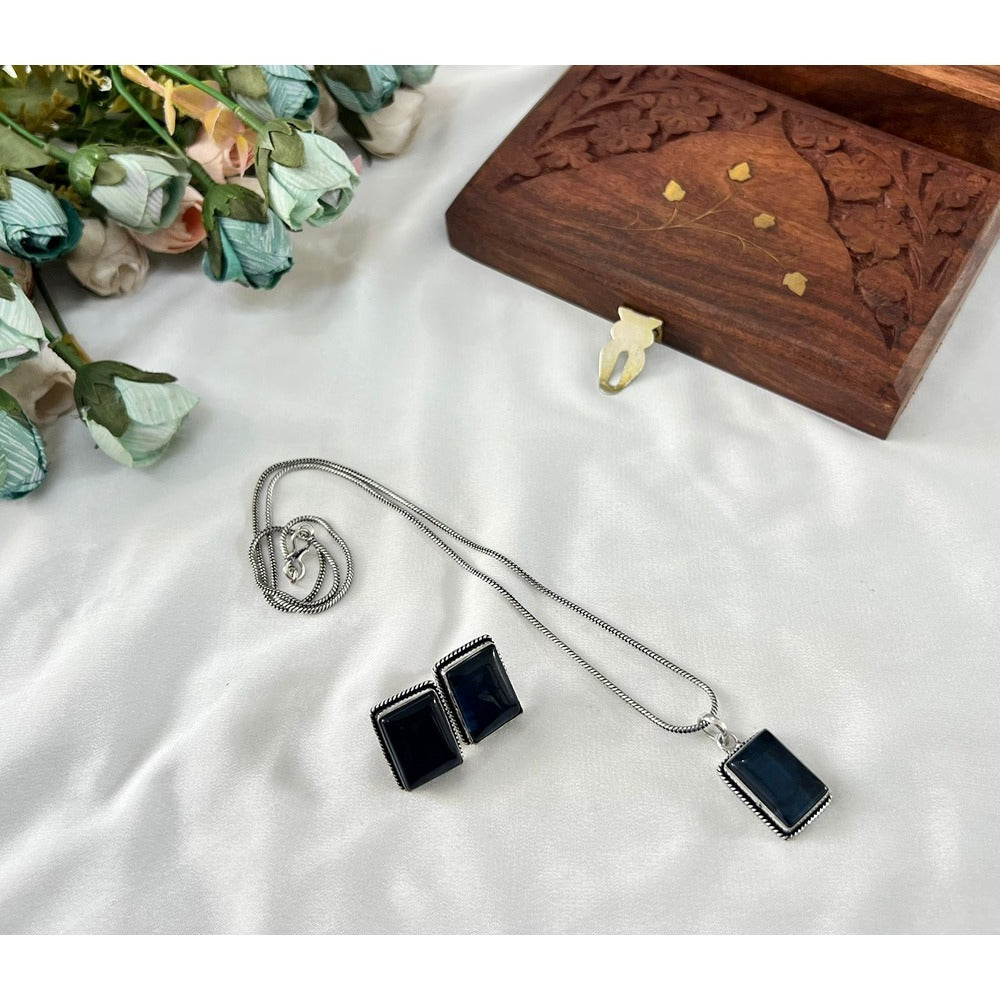 Akruti Collection Oxidised Plated Pota Stone Chain Pendant Set