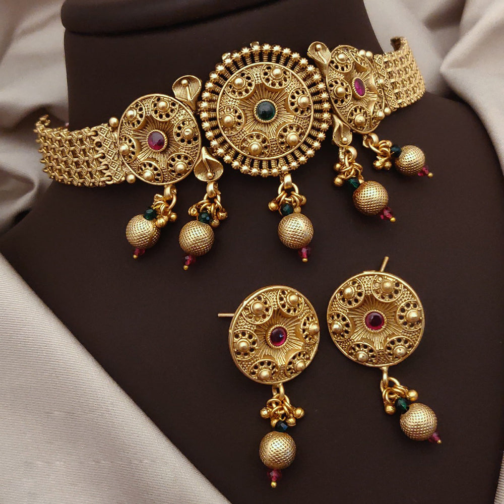 Akruti Collection Gold Plated Pota Stone Necklace Set