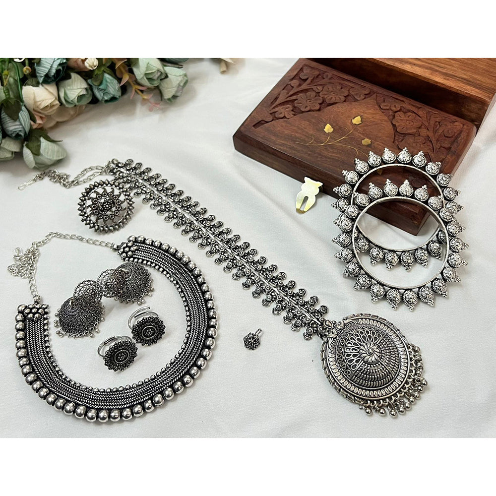 Akruti Collection Royal Oxidised Plated Ethnic Combo Set
