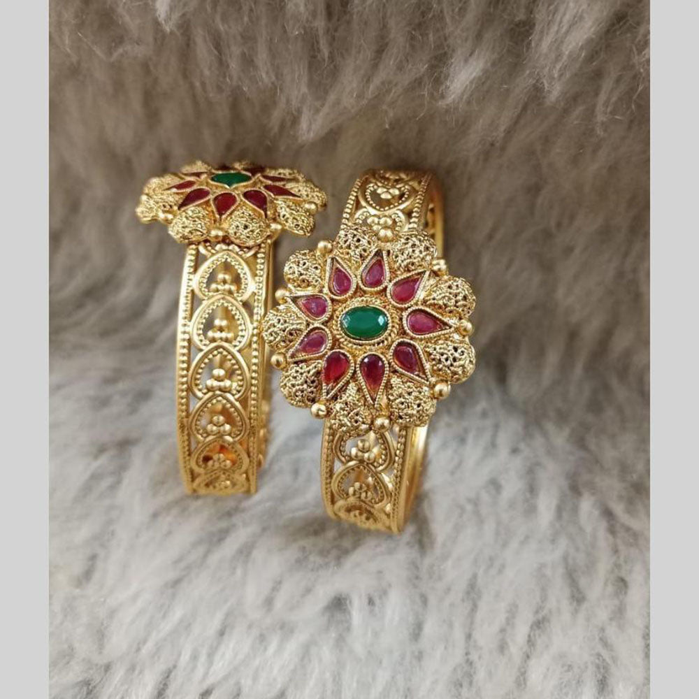 Star India Gold Plated Pota Stone And Pearl Openable Bracelet