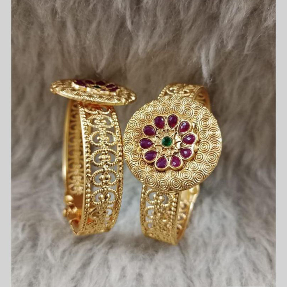 Star India Gold Plated Pota Stone And Pearl Openable Bracelet