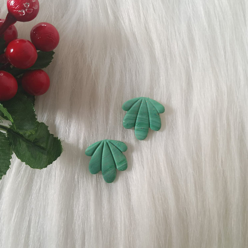 Emmas Designs Resin Stud Earrings