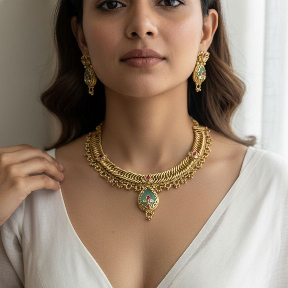 Jewel Addiction Premium Pota Stone And Pearl Necklace Set