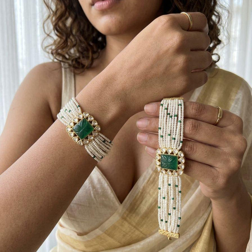Jewel Addiction Heritage Style Kundan Stone And Pearl Adjustable Bracelet