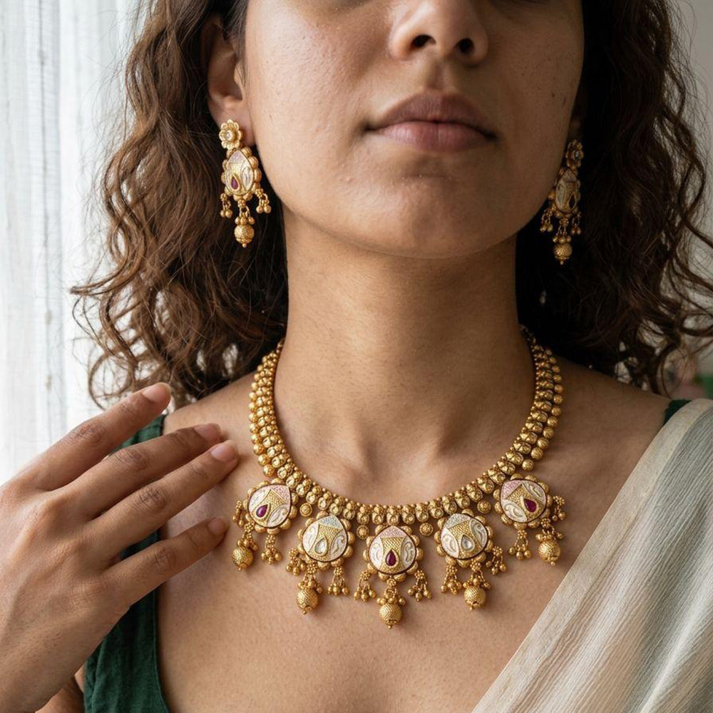 Jewel Addiction Premium Pota Stone Beads And Pearl Meenakari Necklace Set