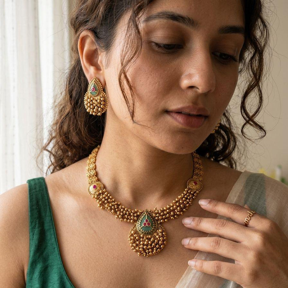 Jewel Addiction Premium Pota Stone And Pearl Necklace Set