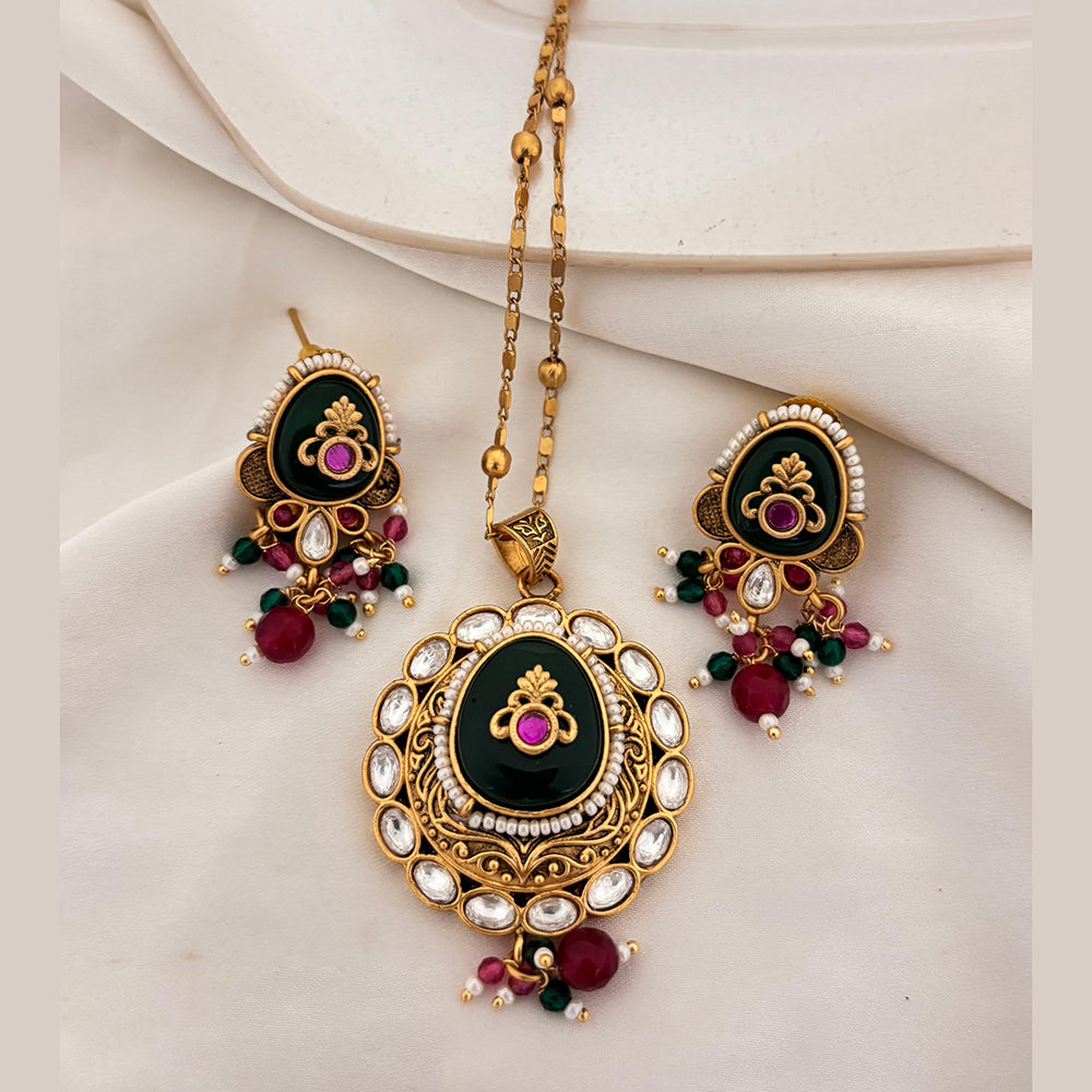 Jewel Addiction Pota Stone And Pearl Designer Pendant Set
