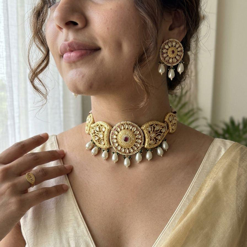 Jewel Addiction Classic Polki Kundan Stone Necklace Set