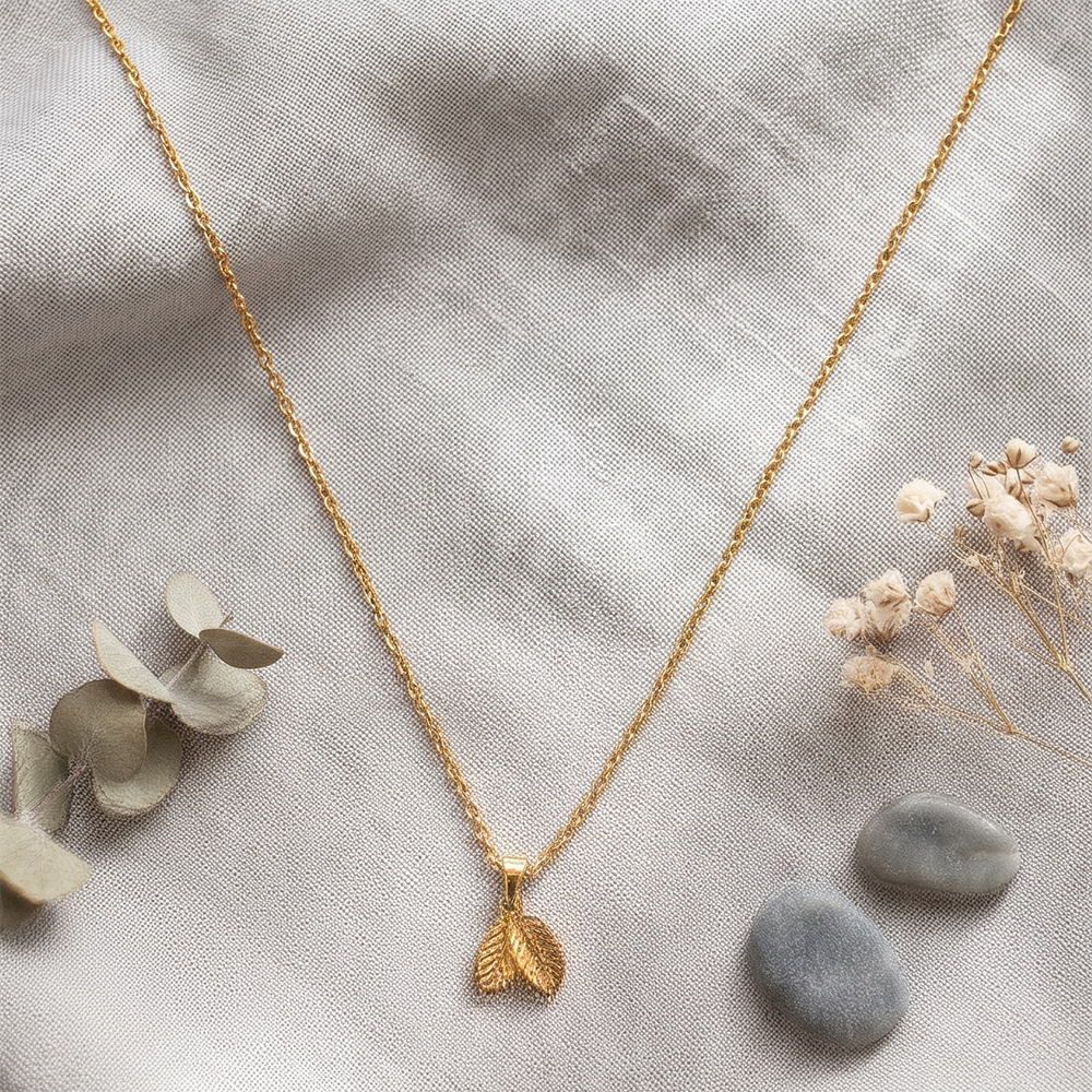 Urthn Gold Plated Leaf Chain Pendant for Women & Girls (Pack of 4)
