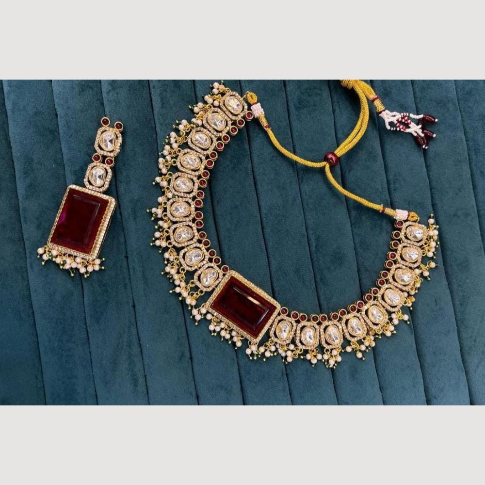 JCM Luxury Pearl And Crystal Stone Ideal for Special Events Necklace Set