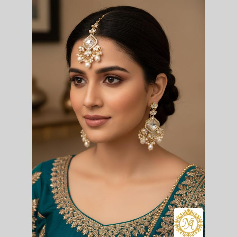 Naitika Arts Graceful Kundan Stone And Beads Dangler Earrings With Maangtikka