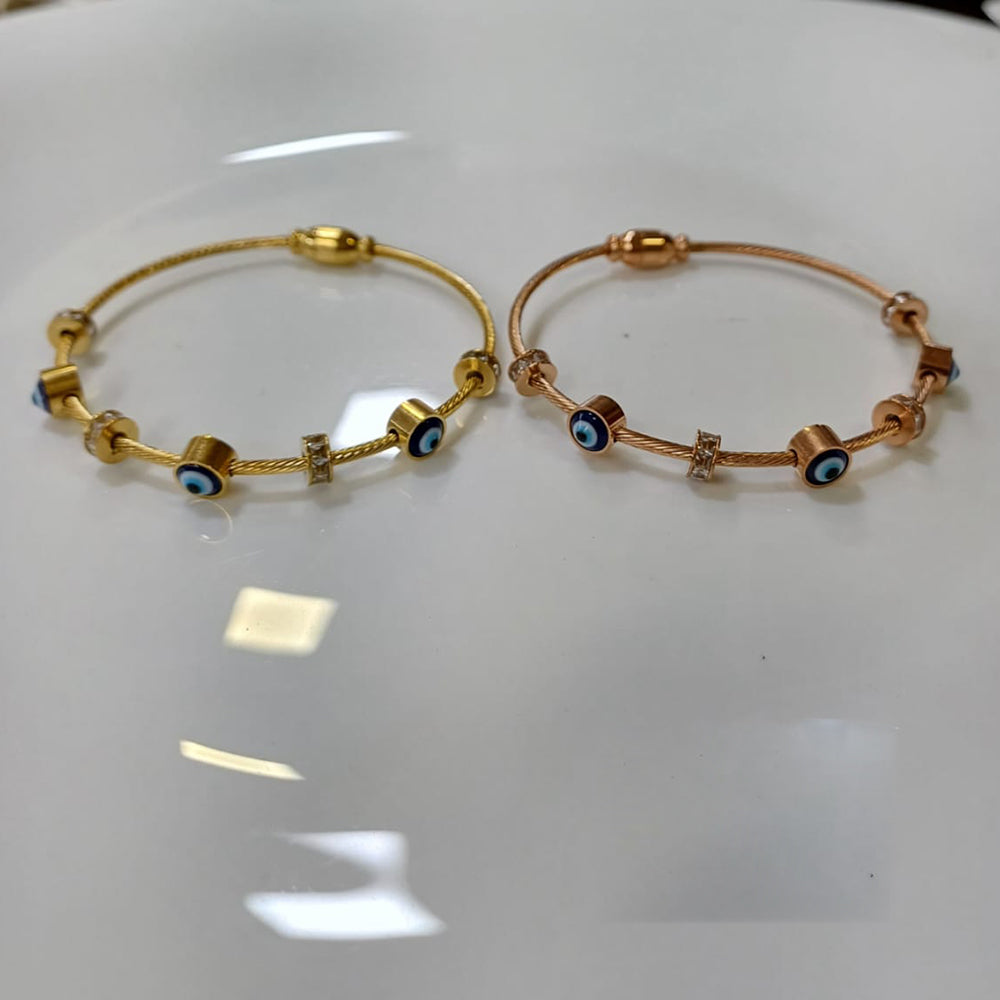 Tarohi Jewels Evil Eye Fancy Openable Bracelet