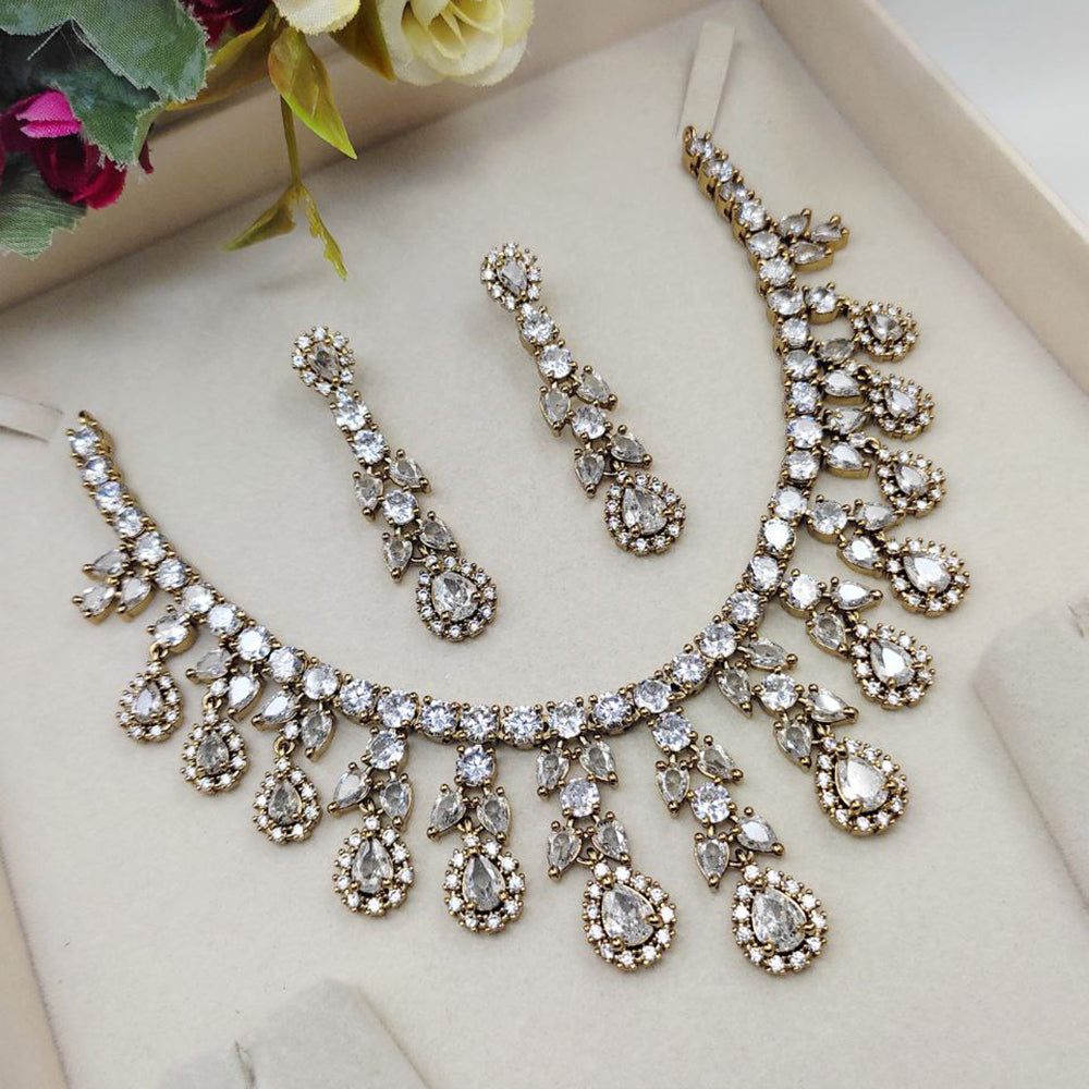 Aamrapali Classic American Daimond Necklace Set