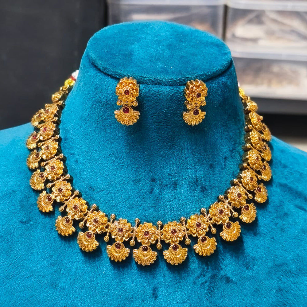 Joyful Jewel Art Traditional Matte Pota Stone Necklace Set