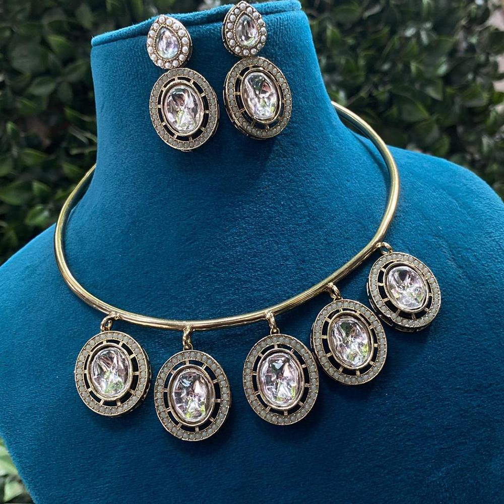 Amoliya Jewels Gold Plated Kundan Stone Necklace Set