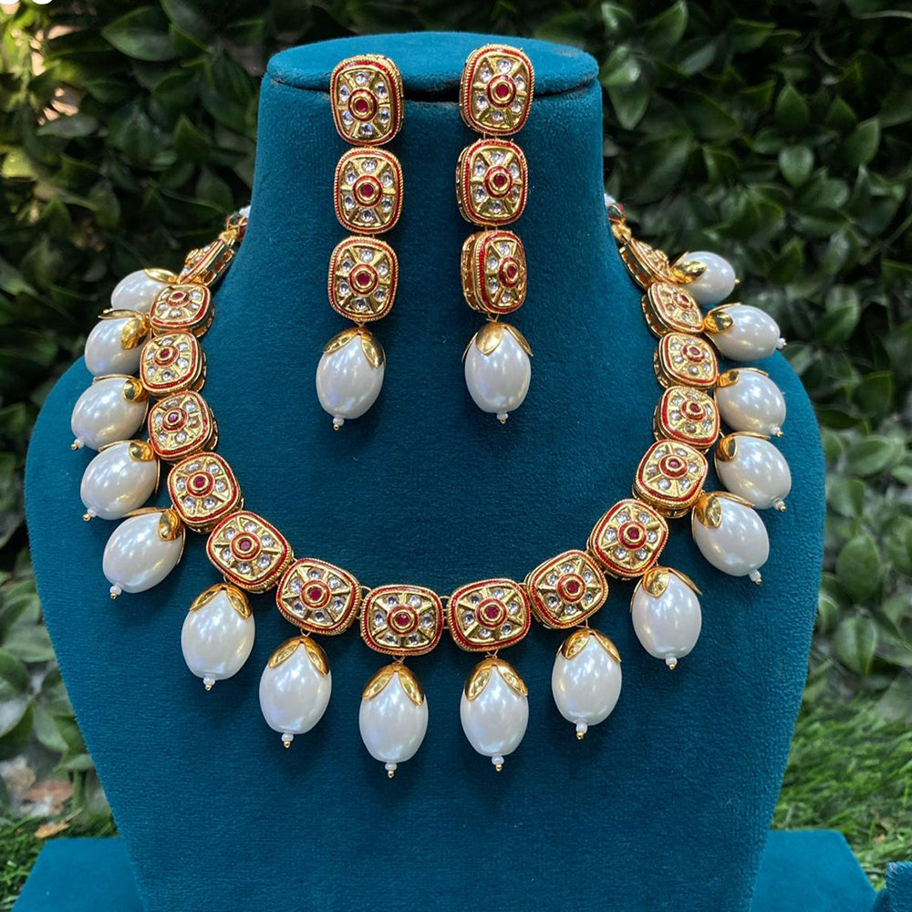 Amoliya Jewels Gold Plated Pota Stone And Beads Necklace Set