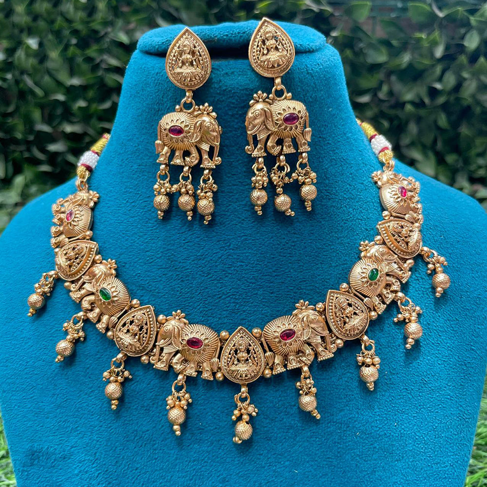 Amoliya Jewels Designer Pota Stone And Beads Necklace Set