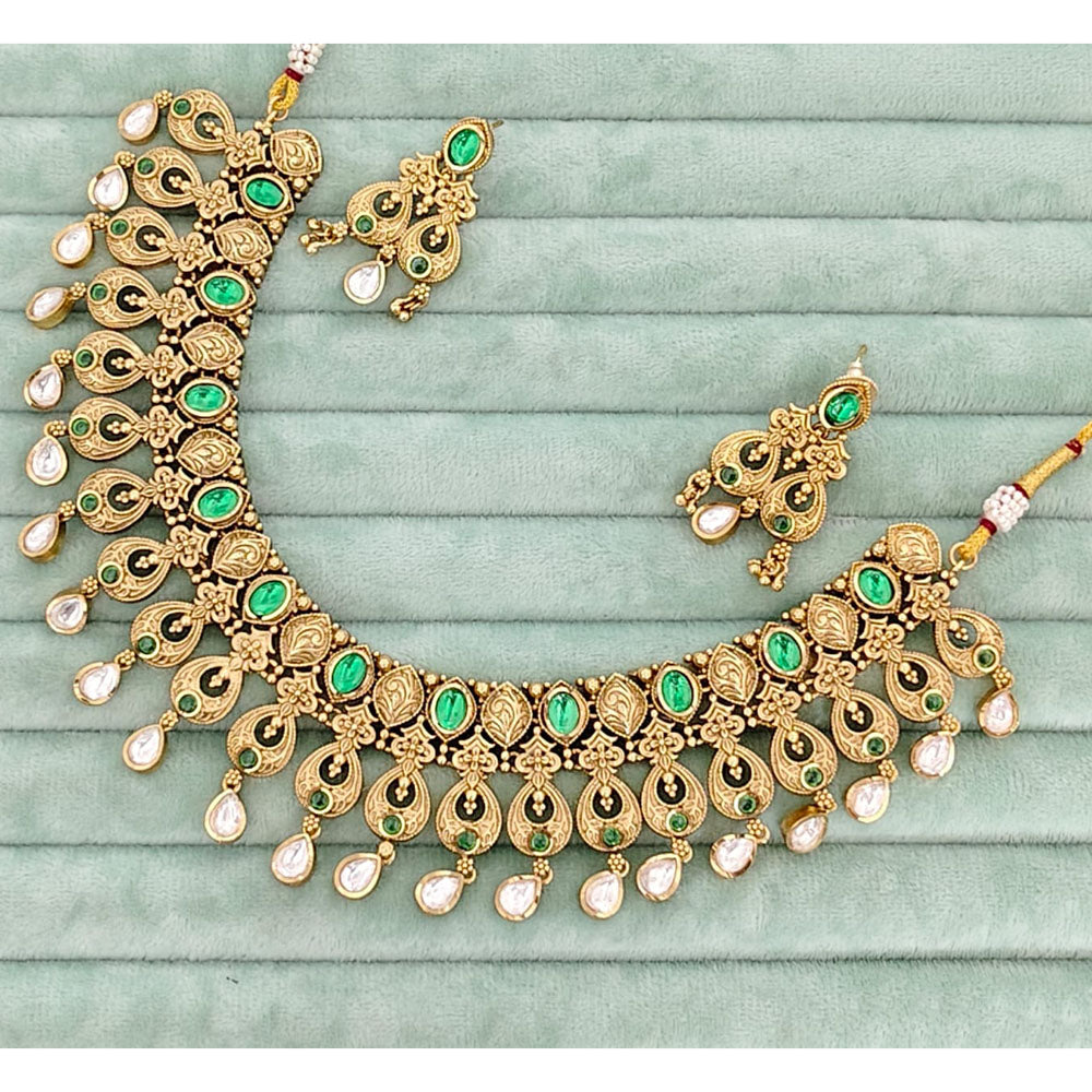 Rajwadi Collection Pota Stone And Pearl Necklace Set