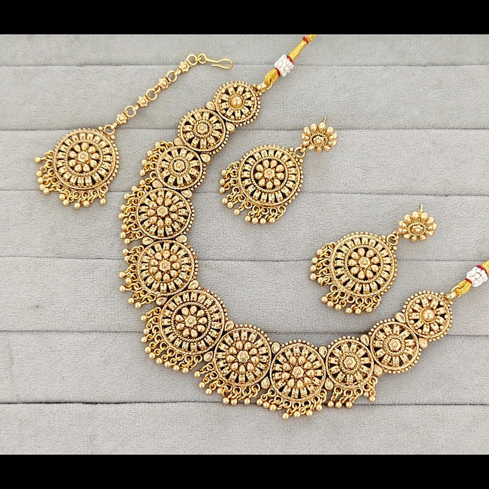 Rajwadi Collection Graceful Pearl Necklace Set With Earrings