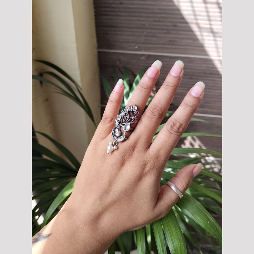 Maharani Jewels Vintage Oxidised Pota Stone And Pearl Designer Ring