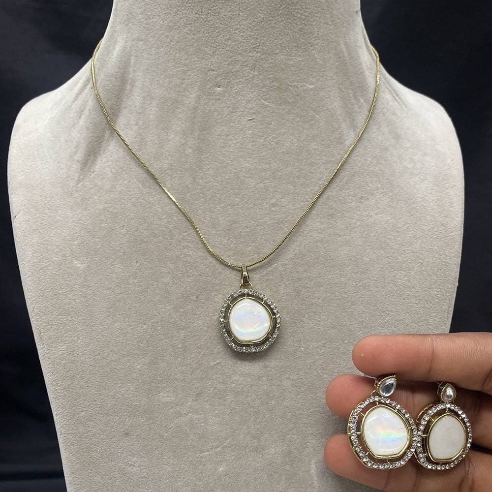 Royal Kundan Jewellery Gold Plated Austrian Stone Chain Pendent Set