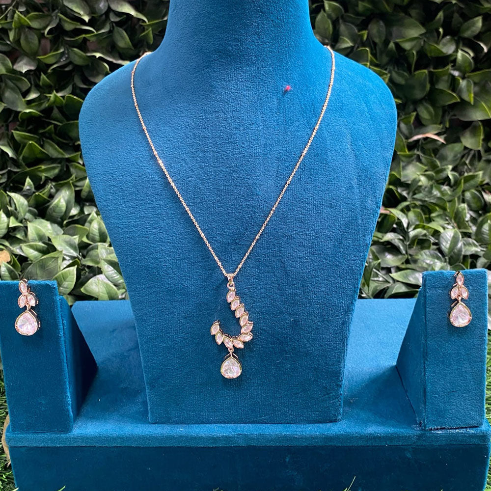 Royal Kundan Jewellery Gold Plated Crystal Stone Chain Pendent Set