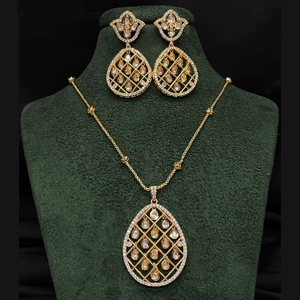 Royal Kundan Jewellery Gold Plated Crystal Stone Chain Pendent Set