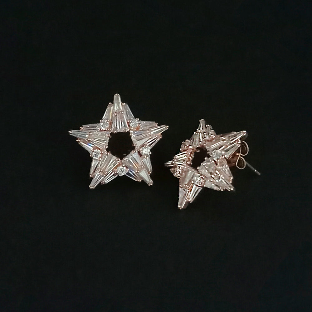 Urthn Cubic Zirconia Stone Classic Stud Earrings