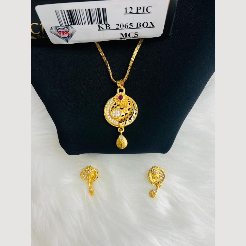VM Imitation Gold Plated Chain Pendant Set – JewelEMarket