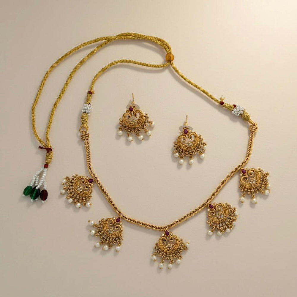 VM Imitation Fancy Austrian Stone And Pearl Statement Necklace Set