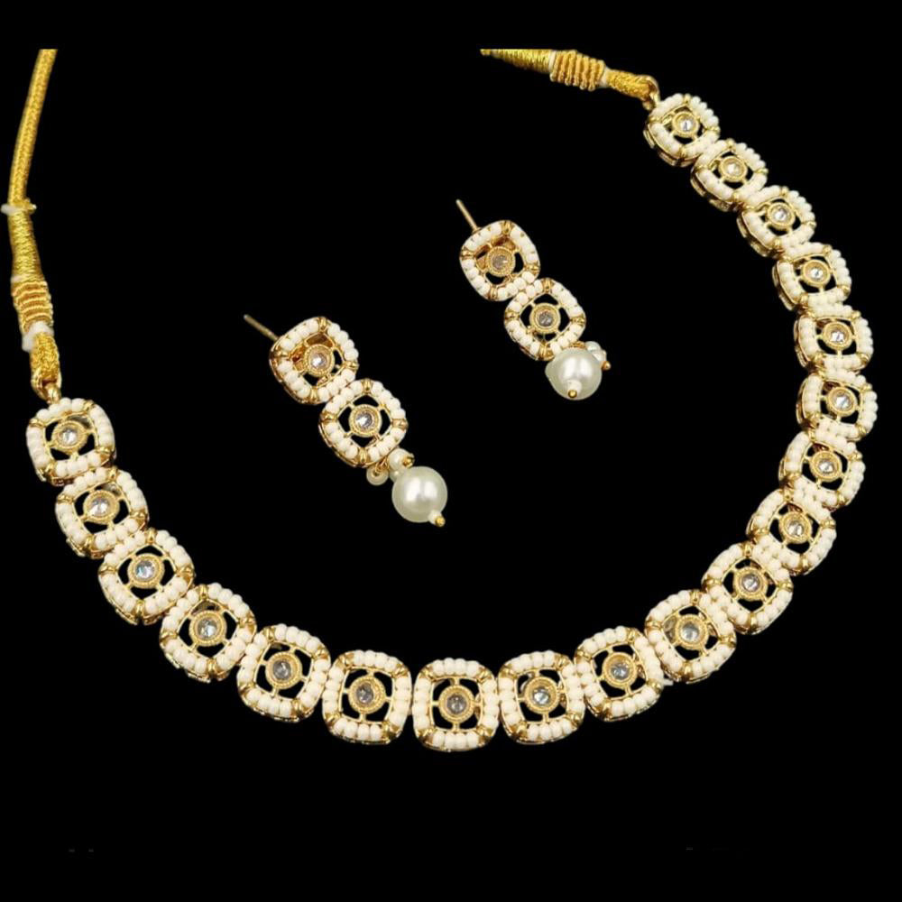 NAFJ Copper Gold Plated Pota Stone And Pearl  Necklace Set